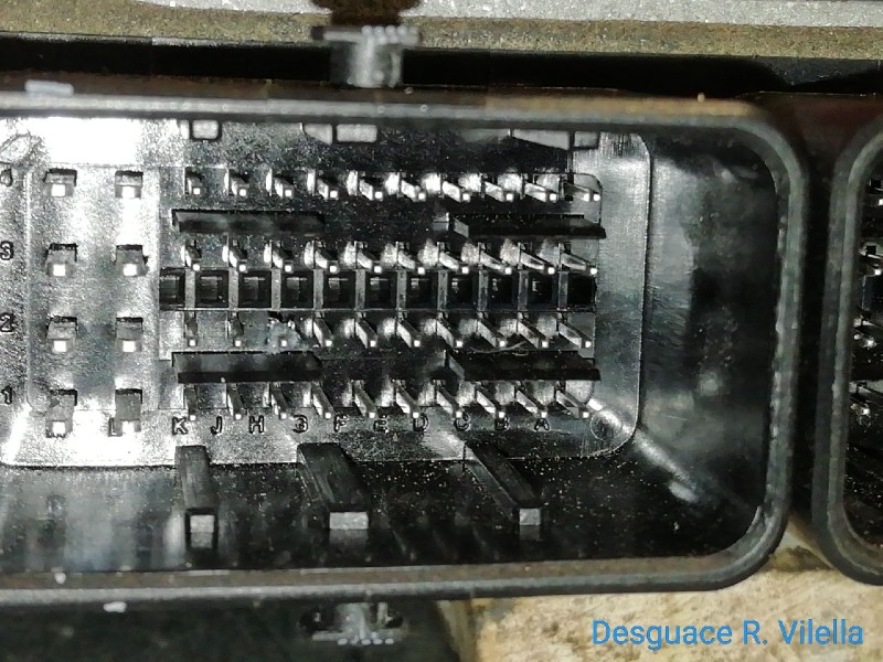 Recambio de centralita motor uce para renault megane ii berlina 5p authentique | 06.05 - ... authentique | 06.05 - ... referenci