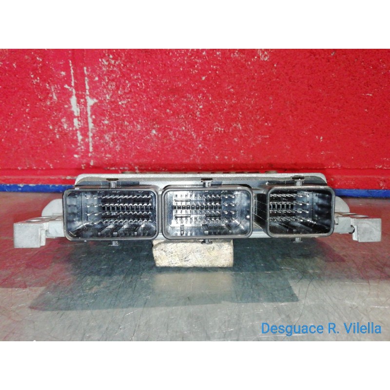 Recambio de centralita motor uce para renault megane ii berlina 5p authentique | 06.05 - ... authentique | 06.05 - ... referenci