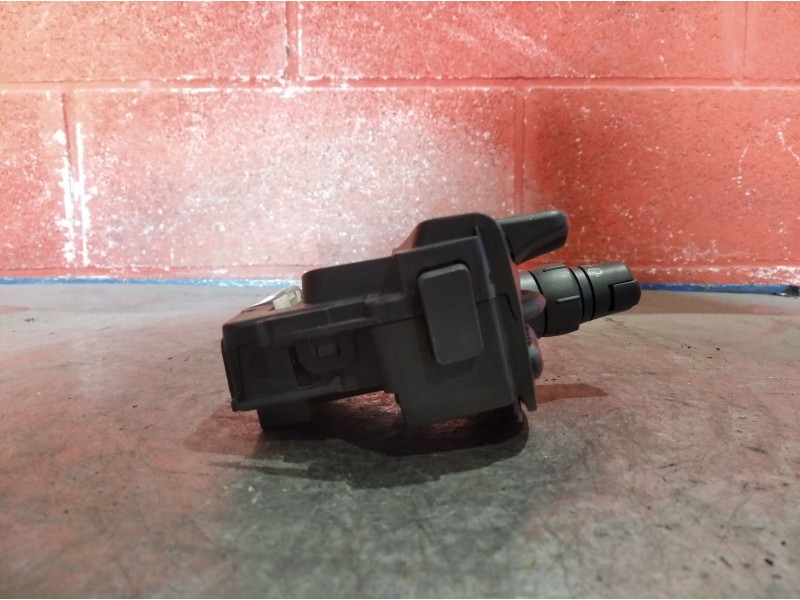 Recambio de mando limpia para renault clio iii authentique referencia OEM IAM 88103003466 0320061337 