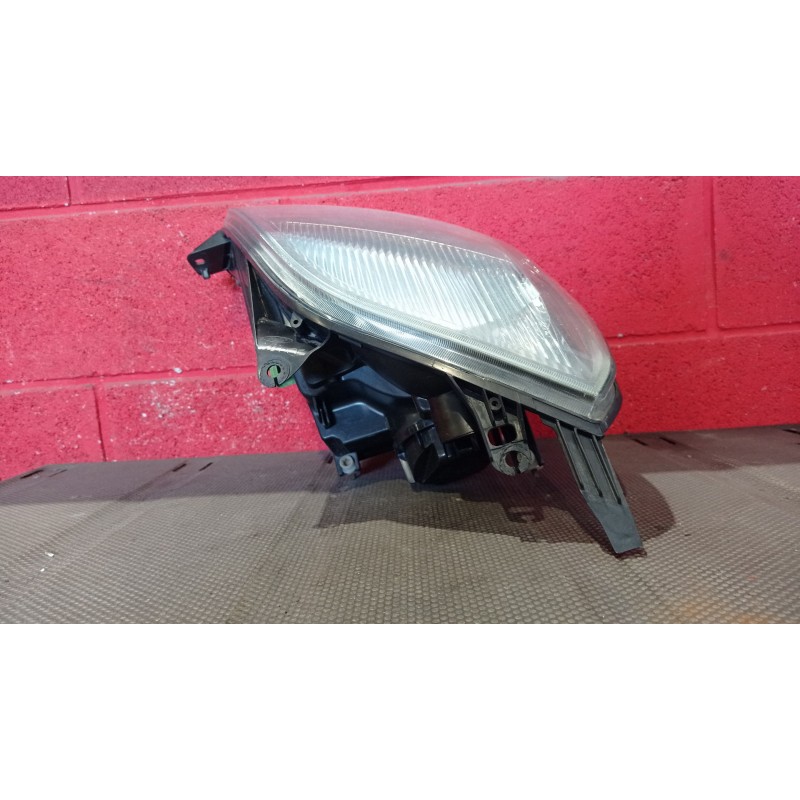 Recambio de faro derecho para ford fiesta (cbk) 1.4 tdci cat | 0.01 - ... 1.4 tdci cat | 0.01 - ... referencia OEM IAM   