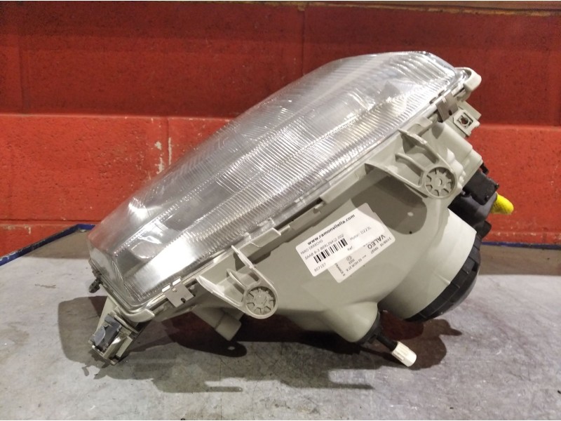 Recambio de faro derecho para saab 9-3 berlina 2.0 referencia OEM IAM   