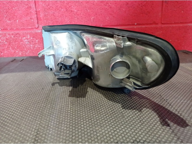 Recambio de piloto delantero derecho para saab 9-3 berlina 2.0 referencia OEM IAM   