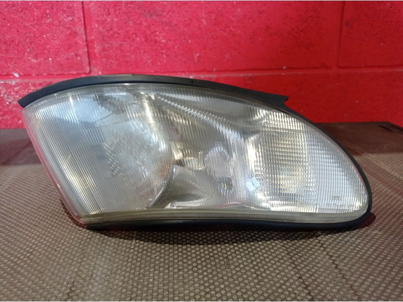 Recambio de piloto delantero derecho para saab 9-3 berlina 2.0 referencia OEM IAM   