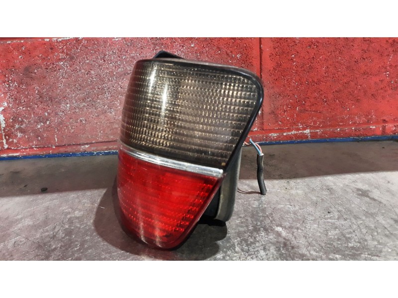 Recambio de piloto trasero derecho para peugeot 306 berlina 3/4/5 puertas (s2) 1.8 cat | 0.97 - ... 1.8 cat | 0.97 - ... referen