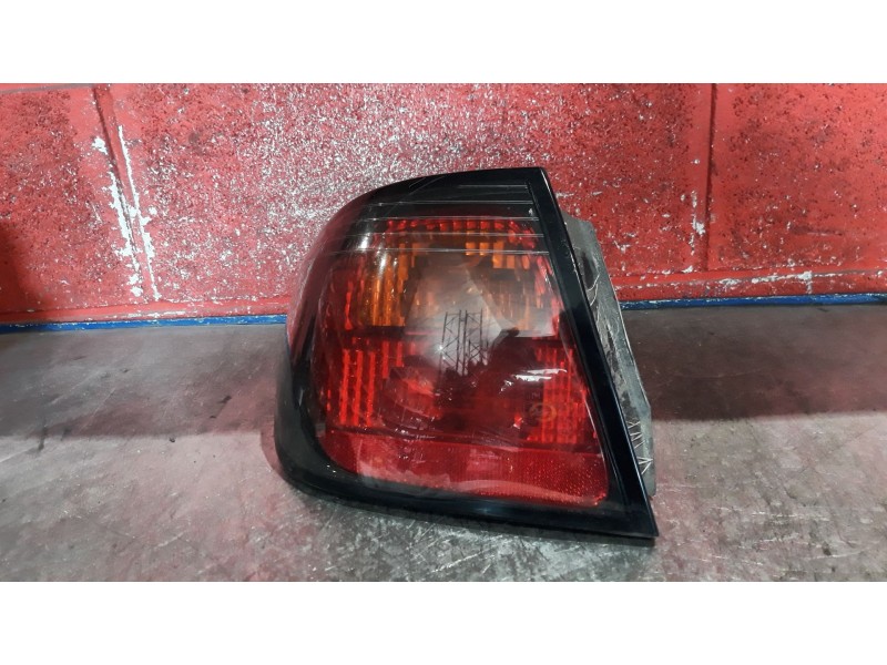 Recambio de piloto trasero izquierdo para nissan primera berlina (p11) básico | 12.00 - ... básico | 12.00 - ... referencia OEM 