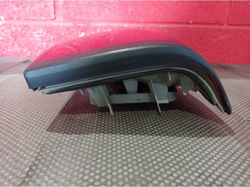 Recambio de piloto trasero derecho para opel senator senator 3.0i c referencia OEM IAM   