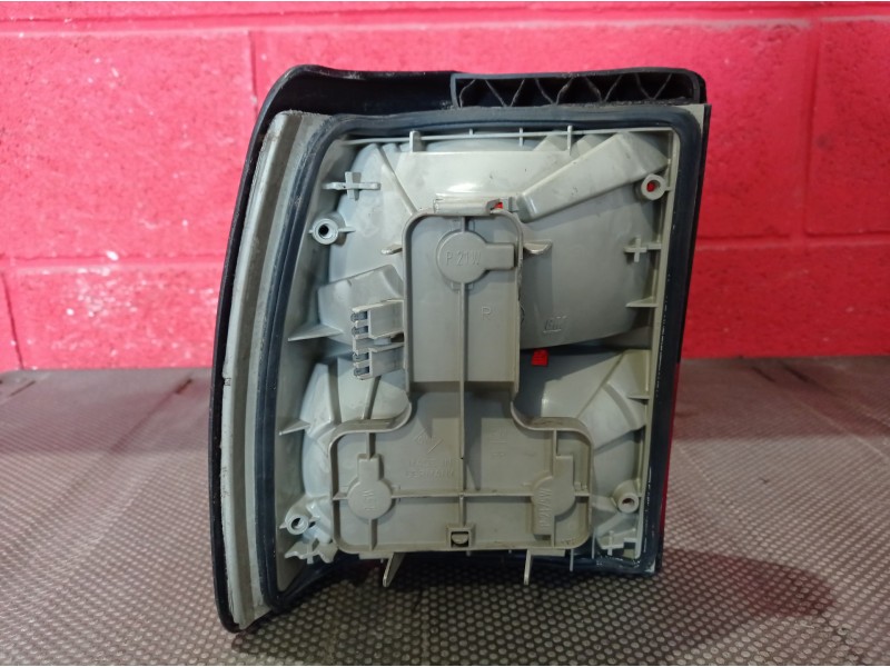 Recambio de piloto trasero derecho para opel senator senator 3.0i c referencia OEM IAM   