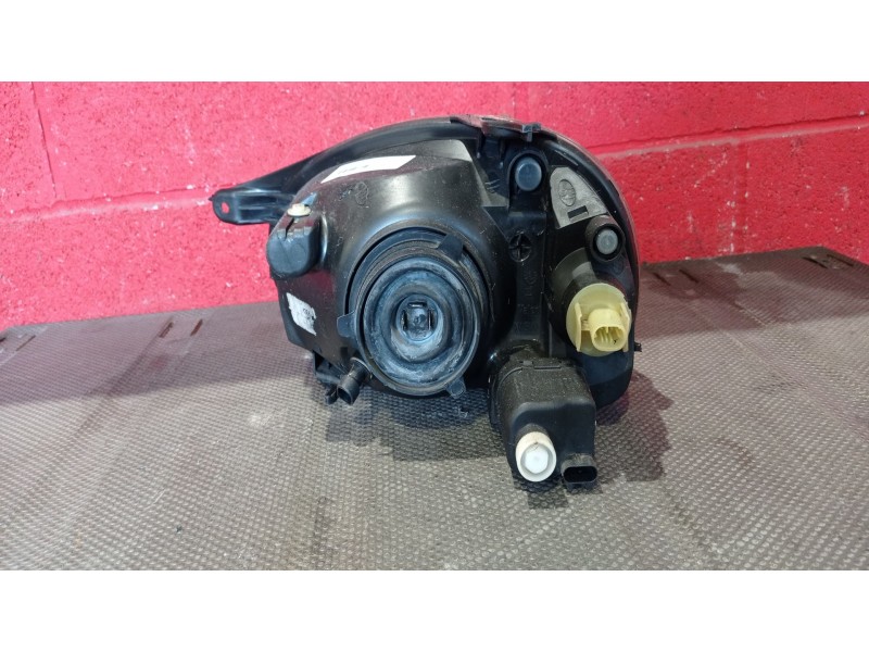 Recambio de faro derecho para opel corsa 1.4i swing referencia OEM IAM   