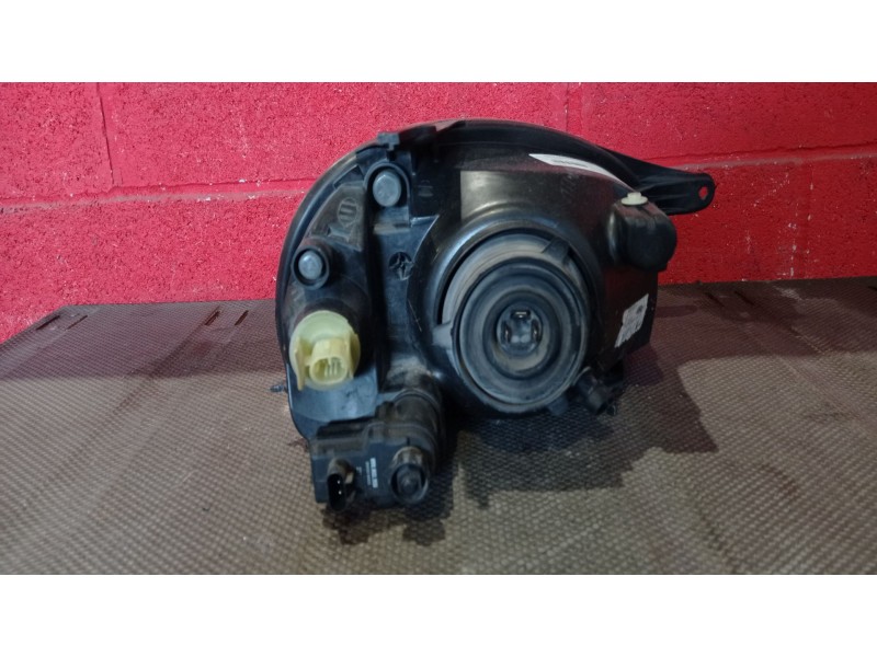 Recambio de faro izquierdo para opel corsa 1.4i swing referencia OEM IAM   
