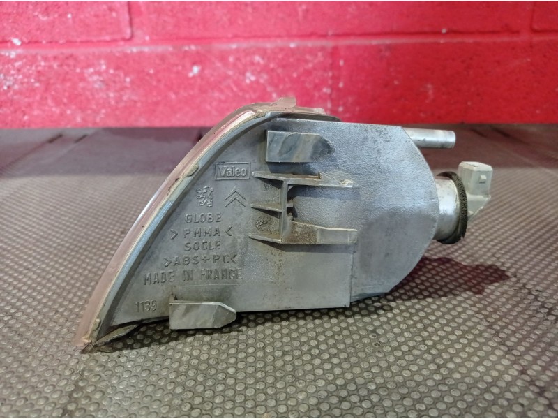 Recambio de piloto delantero derecho para citroen saxo 1.5 d image referencia OEM IAM   