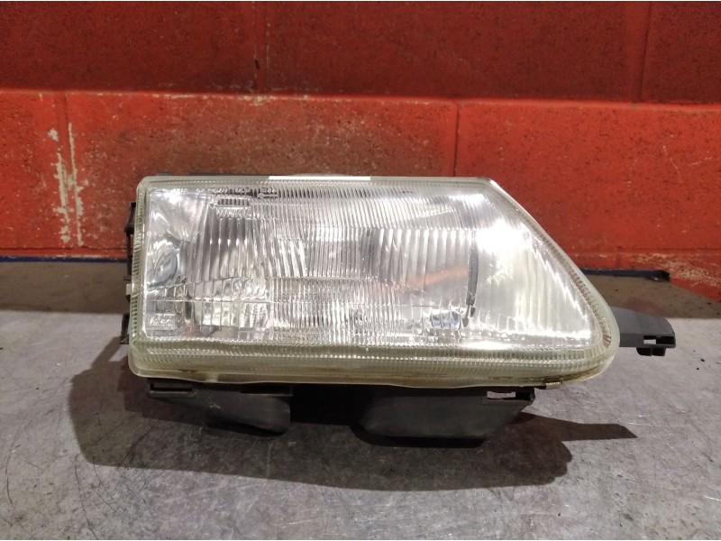 Recambio de faro derecho para citroen saxo 1.5 d image referencia OEM IAM   