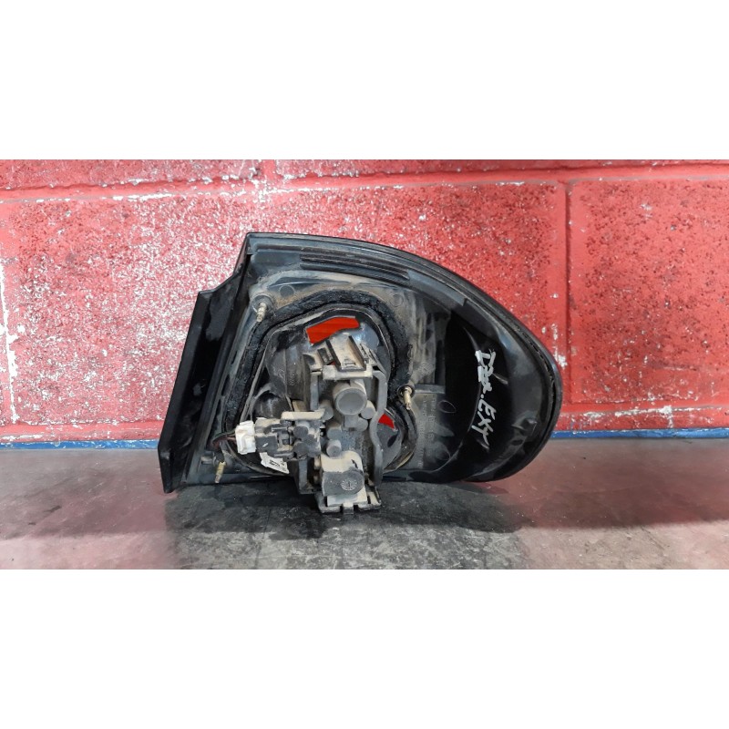 Recambio de piloto trasero izquierdo para nissan primera berlina (p11) básico | 12.00 - ... básico | 12.00 - ... referencia OEM 