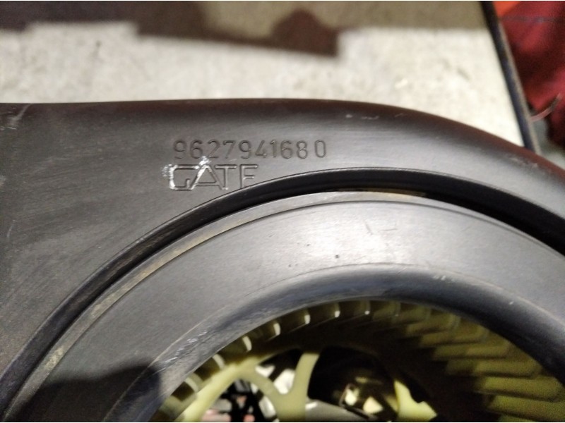 Recambio de motor calefaccion para citroen saxo 1.5 d image referencia OEM IAM 8290529  