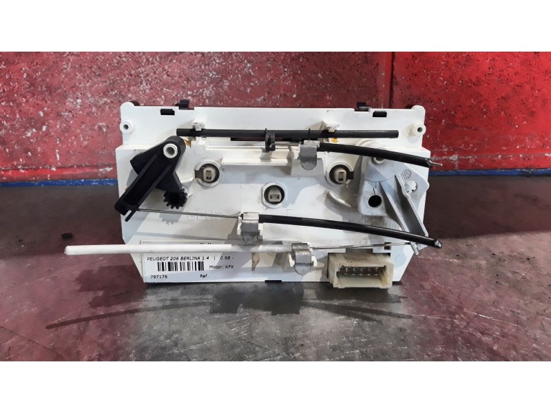 Recambio de mando calefaccion aire acondicionado para peugeot 206 berlina 1.4 | 0.98 - ... 1.4 | 0.98 - ... referencia OEM IAM  