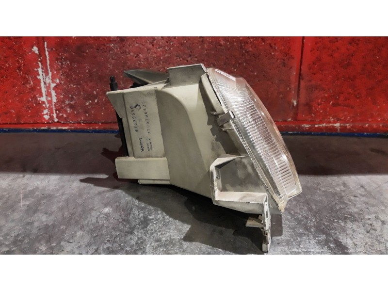 Recambio de faro izquierdo para renault clio i fase i+ii (b/c57) referencia OEM IAM    Recambio de faro izquierdo para renault clio i fase i+ii (b/c57) referencia OEM IAM