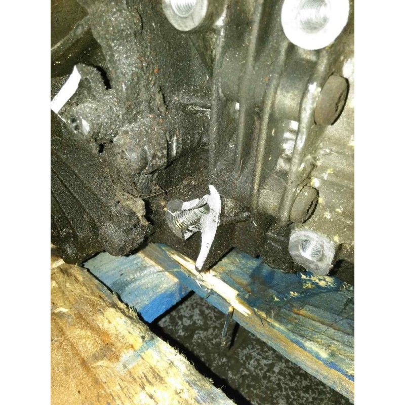 Recambio de caja cambios para audi a4 berlina (b5) 2.6 quattro | 08.94 - 12.97 2.6 quattro | 08.94 - 12.97 referencia OEM IAM CY