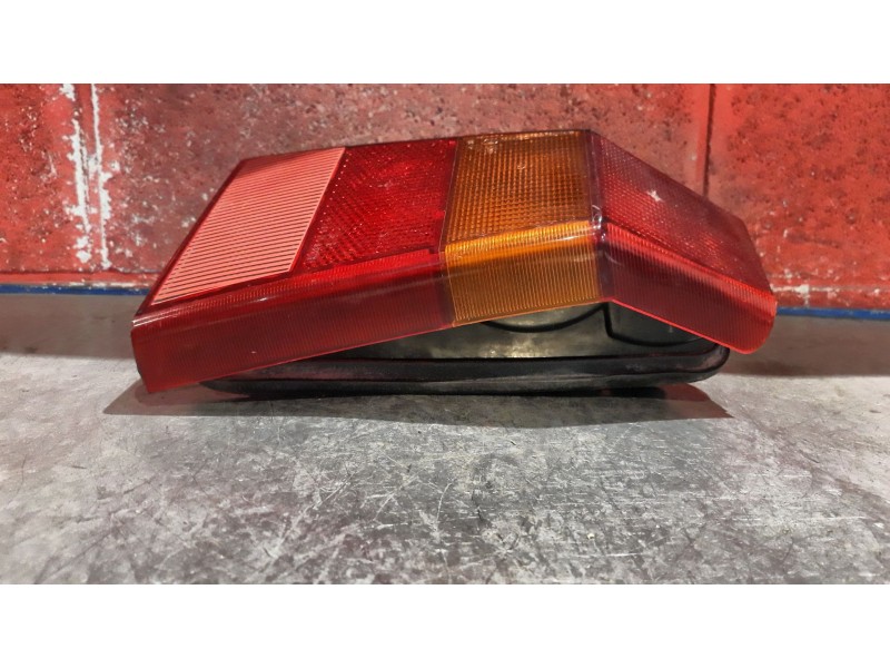 Recambio de piloto trasero derecho para citroen ax referencia OEM IAM   