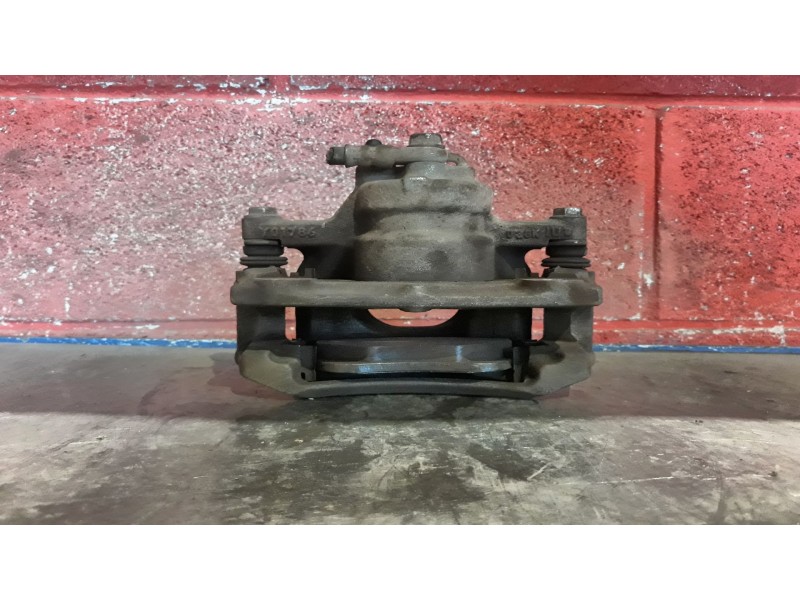 Recambio de pinza freno delantera izquierda para toyota aygo (kgb/wnb) blue referencia OEM IAM    Recambio de pinza freno delantera izquierda para toyota aygo (kgb/wnb) blue referencia OEM IAM