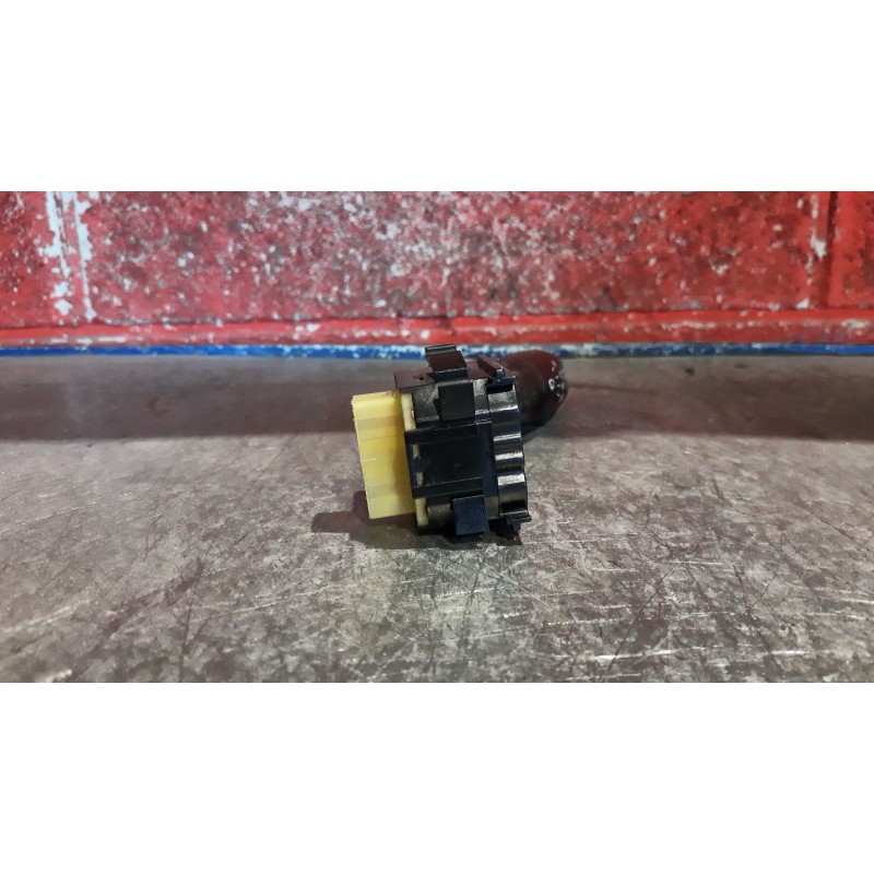 Recambio de mando limpia para daewoo lanos  | 0.97 - 0.04  | 0.97 - 0.04 referencia OEM IAM 96230800 3993301000 