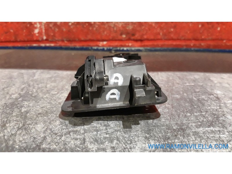 Recambio de maneta inte. delantero derecha para renault laguna referencia OEM IAM   