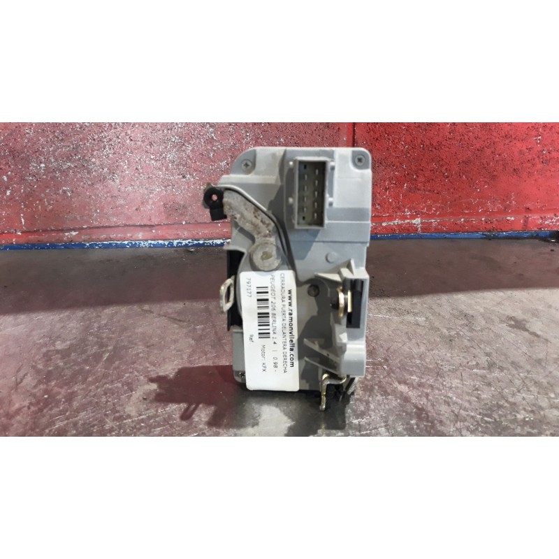 Recambio de cerradura puerta delantera derecha para peugeot 206 berlina 1.4 | 0.98 - ... 1.4 | 0.98 - ... referencia OEM IAM   