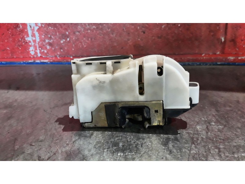 Recambio de cerradura puerta delantera derecha para seat ibiza (6k) referencia OEM IAM   