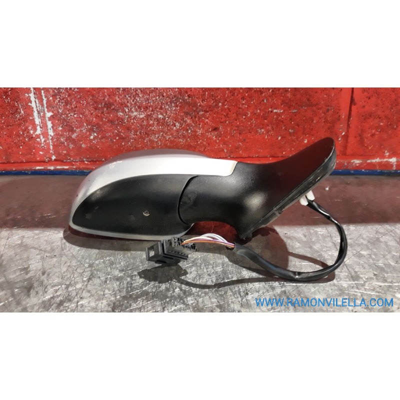 Recambio de retrovisor derecho para volkswagen golf iv berlina (1j1) 1.6 | 0.97 - ... 1.6 | 0.97 - ... referencia OEM IAM ELECTR