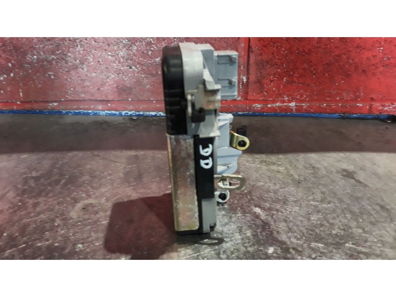 Recambio de cerradura puerta delantera derecha para peugeot 206 berlina 1.4 | 0.98 - ... 1.4 | 0.98 - ... referencia OEM IAM   