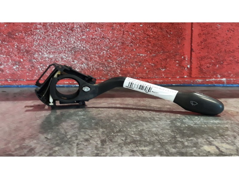 Recambio de mando limpia para volkswagen caravelle referencia OEM IAM   