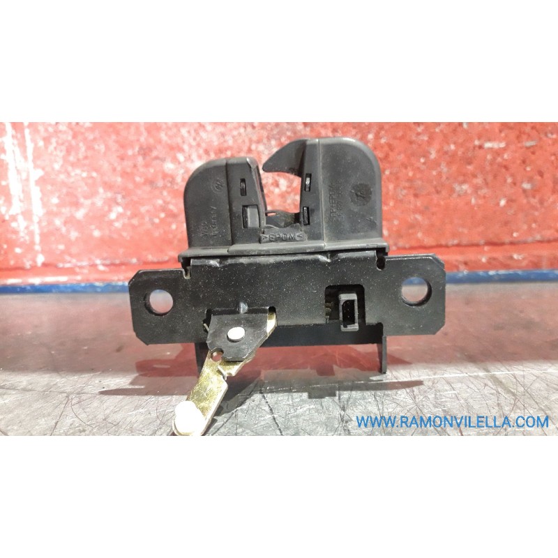 Recambio de cerra. malet. porton para volkswagen golf iv berlina (1j1) 1.6 | 0.97 - ... 1.6 | 0.97 - ... referencia OEM IAM   