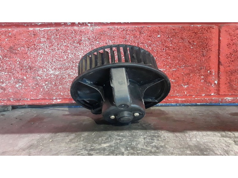 Recambio de motor calefaccion para volkswagen caravelle referencia OEM IAM 357819021 5399386010 