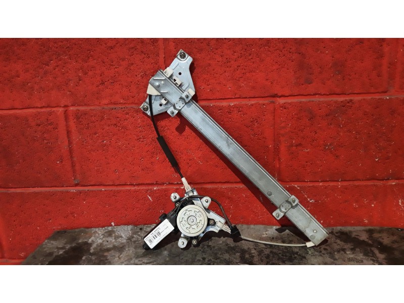 Recambio de elevalu. tras. derecho para daewoo nubira berlina se | 0.03 - ... se | 0.03 - ... referencia OEM IAM   