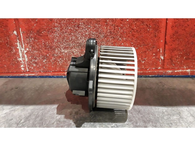 Recambio de motor calefaccion para hyundai tucson (jm)  | 0.04 - ...  | 0.04 - ... referencia OEM IAM F00S330024   Recambio de motor calefaccion para hyundai tucson (jm)  | 0.04 - ...  | 0.04 - ... referencia OEM IAM F00S330024