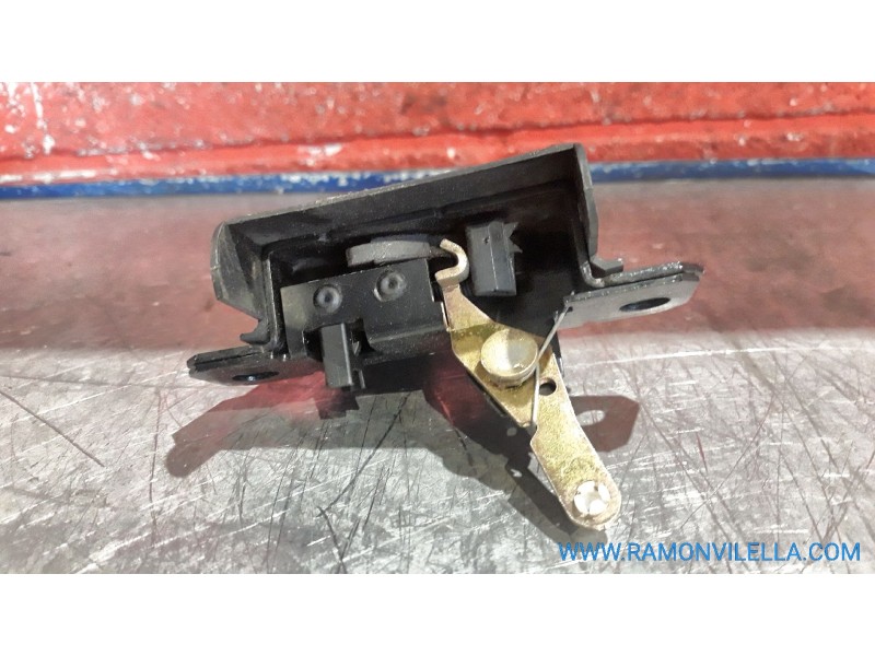 Recambio de cerra. malet. porton para volkswagen golf iv berlina (1j1) 1.6 | 0.97 - ... 1.6 | 0.97 - ... referencia OEM IAM   