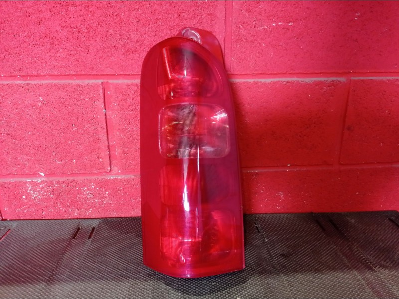 Recambio de piloto trasero izquierdo para nissan interstar   (x70)  | ... interstar   (x70)  | ... referencia OEM IAM    Recambio de piloto trasero izquierdo para nissan interstar   (x70)  | ... interstar   (x70)  | ... referencia OEM IAM