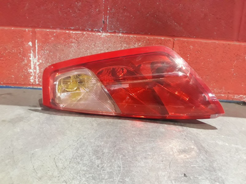 Recambio de piloto trasero derecho para fiat punto berlina (188)  | 0.03 - ...  | 0.03 - ... referencia OEM IAM   