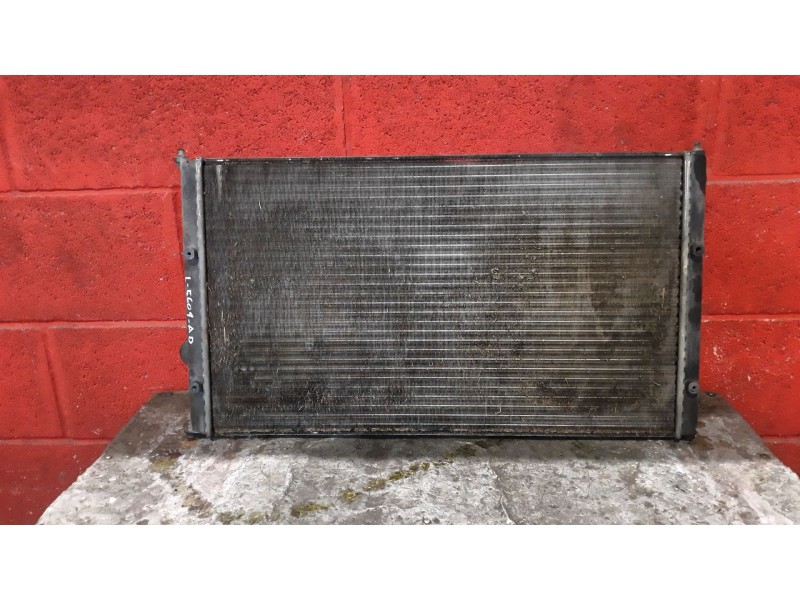 Recambio de radiador agua para seat cordoba berlina (6k2) clx | 02.93 - ... clx | 02.93 - ... referencia OEM IAM 1H0121253P  