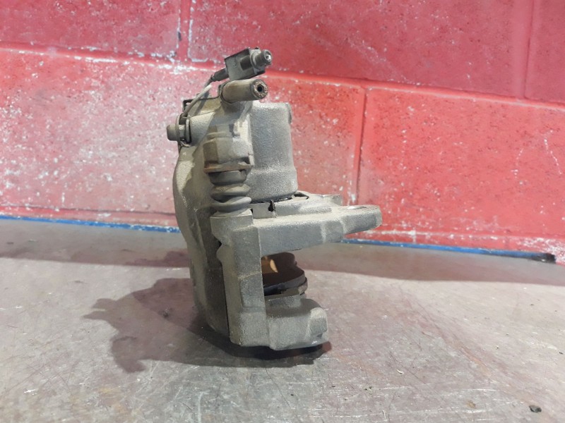 Recambio de pinza freno delantera izquierda para fiat punto berlina (188)  | 0.03 - ...  | 0.03 - ... referencia OEM IAM   