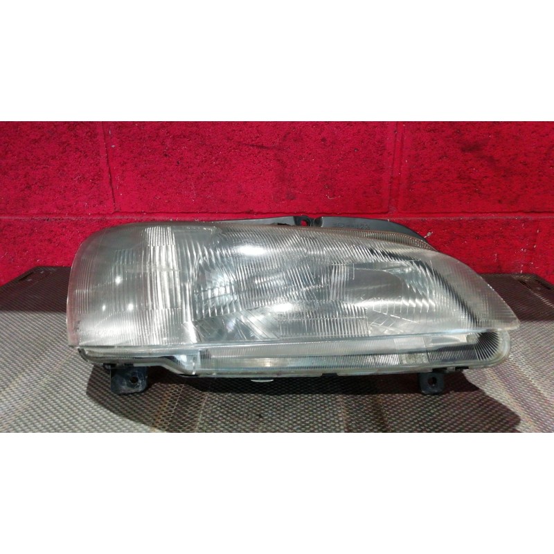 Recambio de faro derecho para peugeot 106 (s2) 1.4 | 0.96 - ... 1.4 | 0.96 - ... referencia OEM IAM   