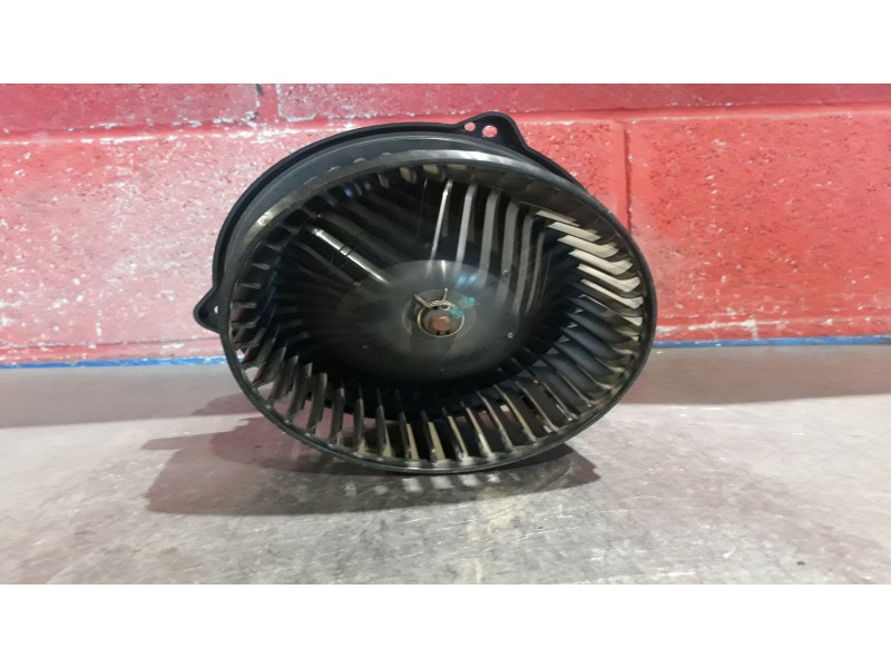 Recambio de motor calefaccion para chevrolet matiz se | 05.05 - 12.08 se | 05.05 - 12.08 referencia OEM IAM 615299 5H24DJM 