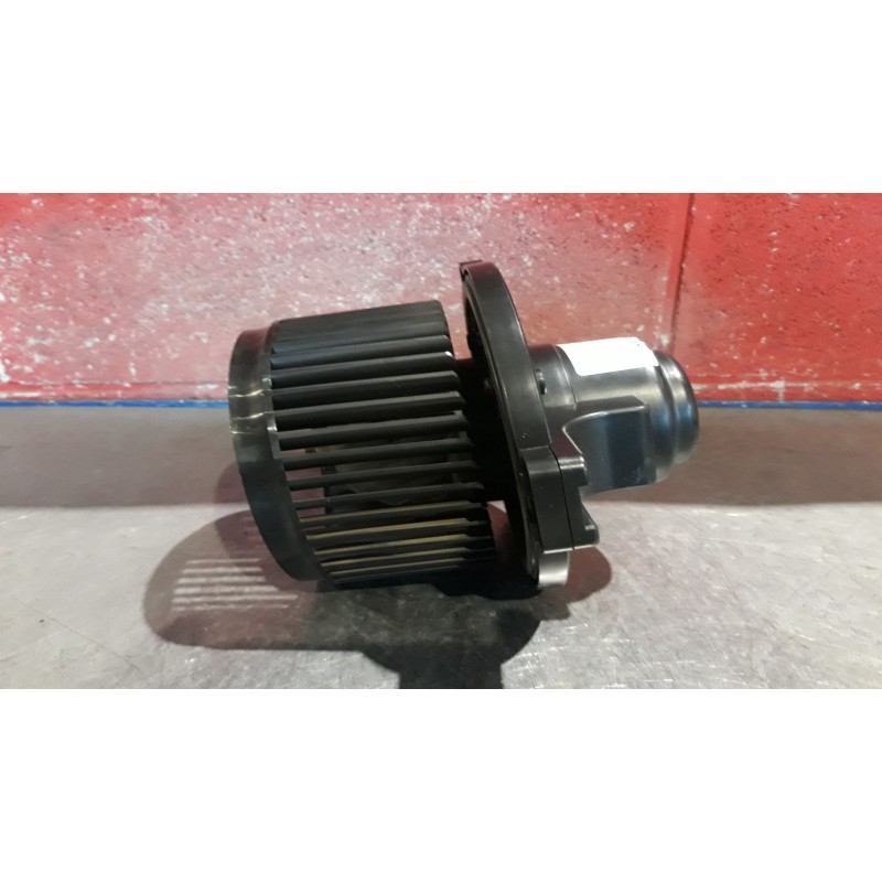 Recambio de motor calefaccion para chevrolet matiz se | 05.05 - 12.08 se | 05.05 - 12.08 referencia OEM IAM 615299 5H24DJM 