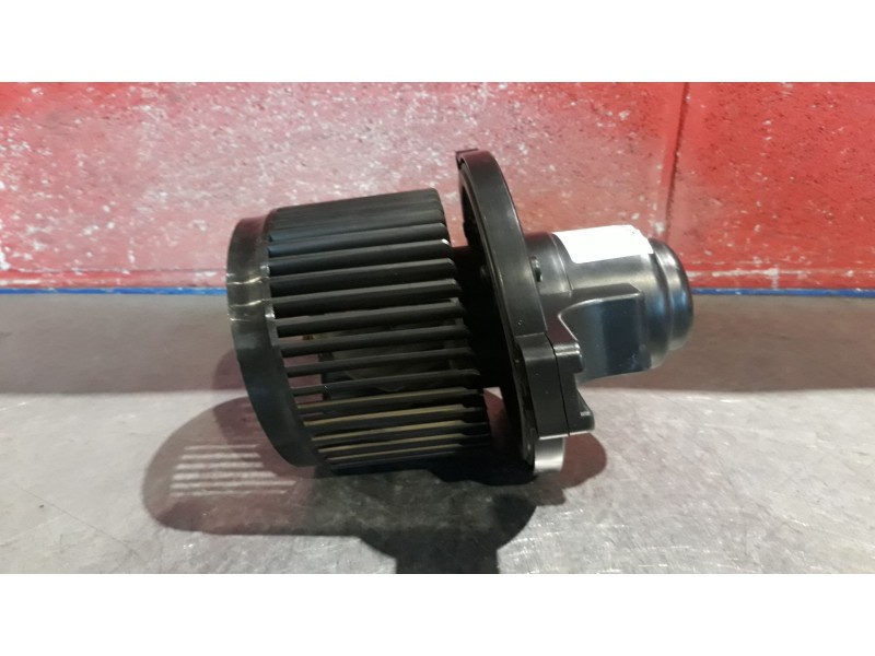 Recambio de motor calefaccion para chevrolet matiz se | 05.05 - 12.08 se | 05.05 - 12.08 referencia OEM IAM 615299 5H24DJM 