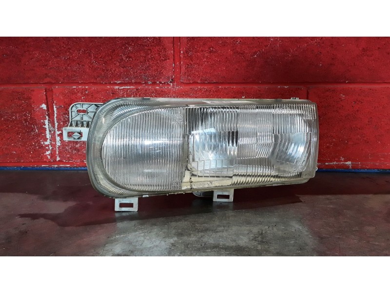 Recambio de faro izquierdo para nissan serena (c23m) 2.3 diesel | 0.92 - ... 2.3 diesel | 0.92 - ... referencia OEM IAM   