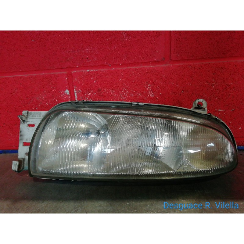 Recambio de faro izquierdo para ford fiesta berlina 1.3 cat | 0.95 - 0.99 1.3 cat | 0.95 - 0.99 referencia OEM IAM   