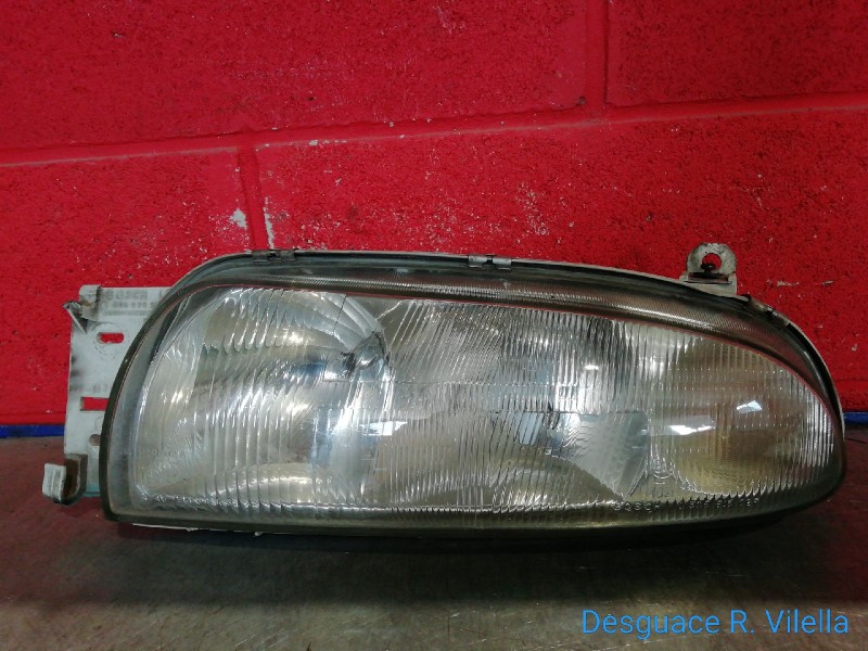 Recambio de faro izquierdo para ford fiesta berlina 1.3 cat | 0.95 - 0.99 1.3 cat | 0.95 - 0.99 referencia OEM IAM   