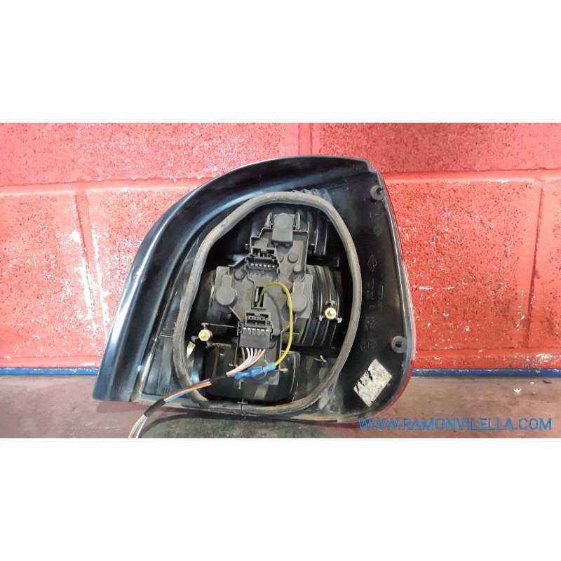 Recambio de piloto trasero izquierdo para renault scenic (ja..) 1.9 dci diesel cat | 0.99 - ... 1.9 dci diesel cat | 0.99 - ... 