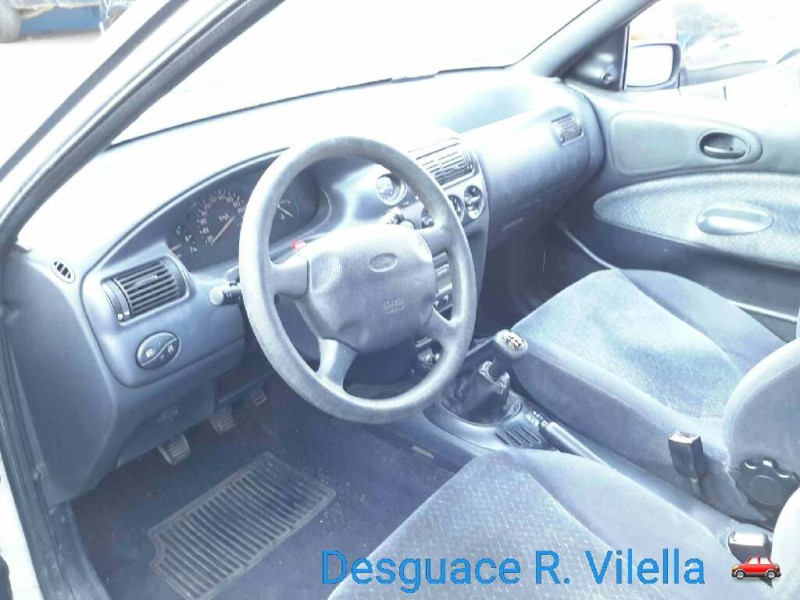 ford escort berl./turnier ghia berlina | 0.95 - ... del año 1997