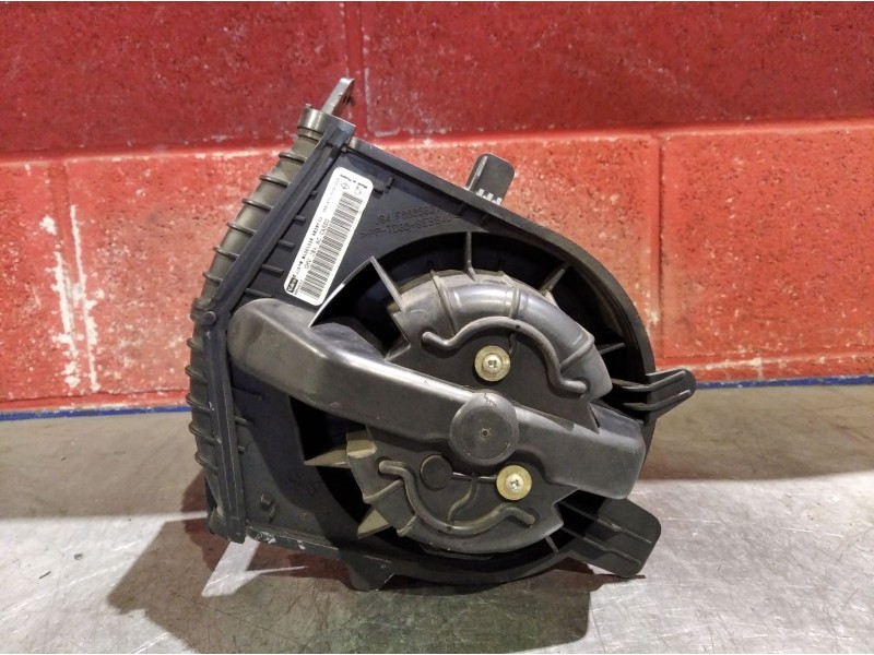 Recambio de motor calefaccion para renault scenic ii 1.5 dci diesel | 0.03 - 0.09 1.5 dci diesel | 0.03 - 0.09 referencia OEM IA