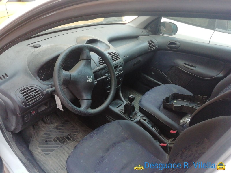 peugeot 206 berlina xn | 09.98 - 12.02 del año 2000