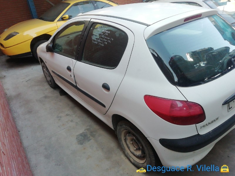 peugeot 206 berlina xn | 09.98 - 12.02 del año 2000